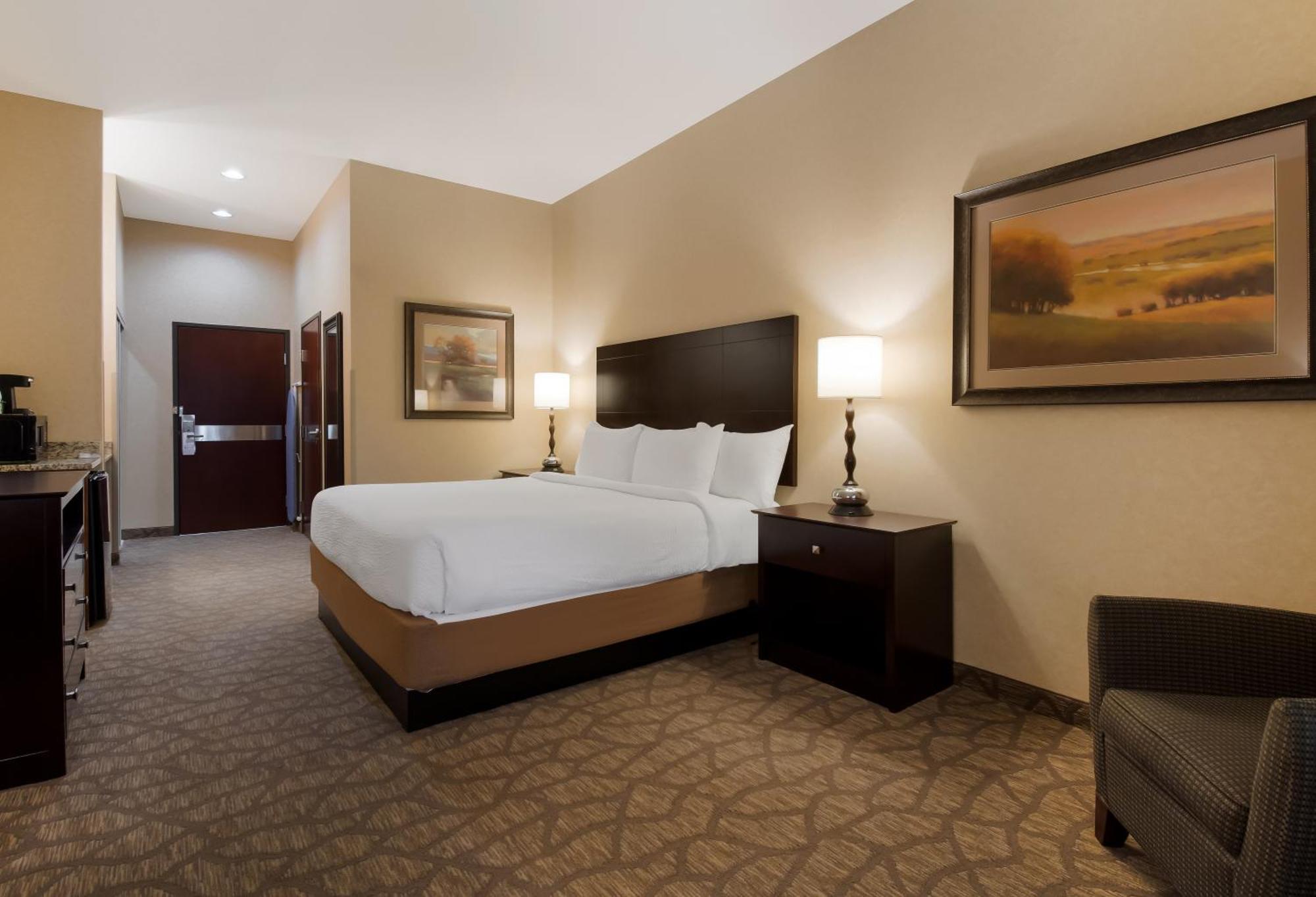 Hotel Western And