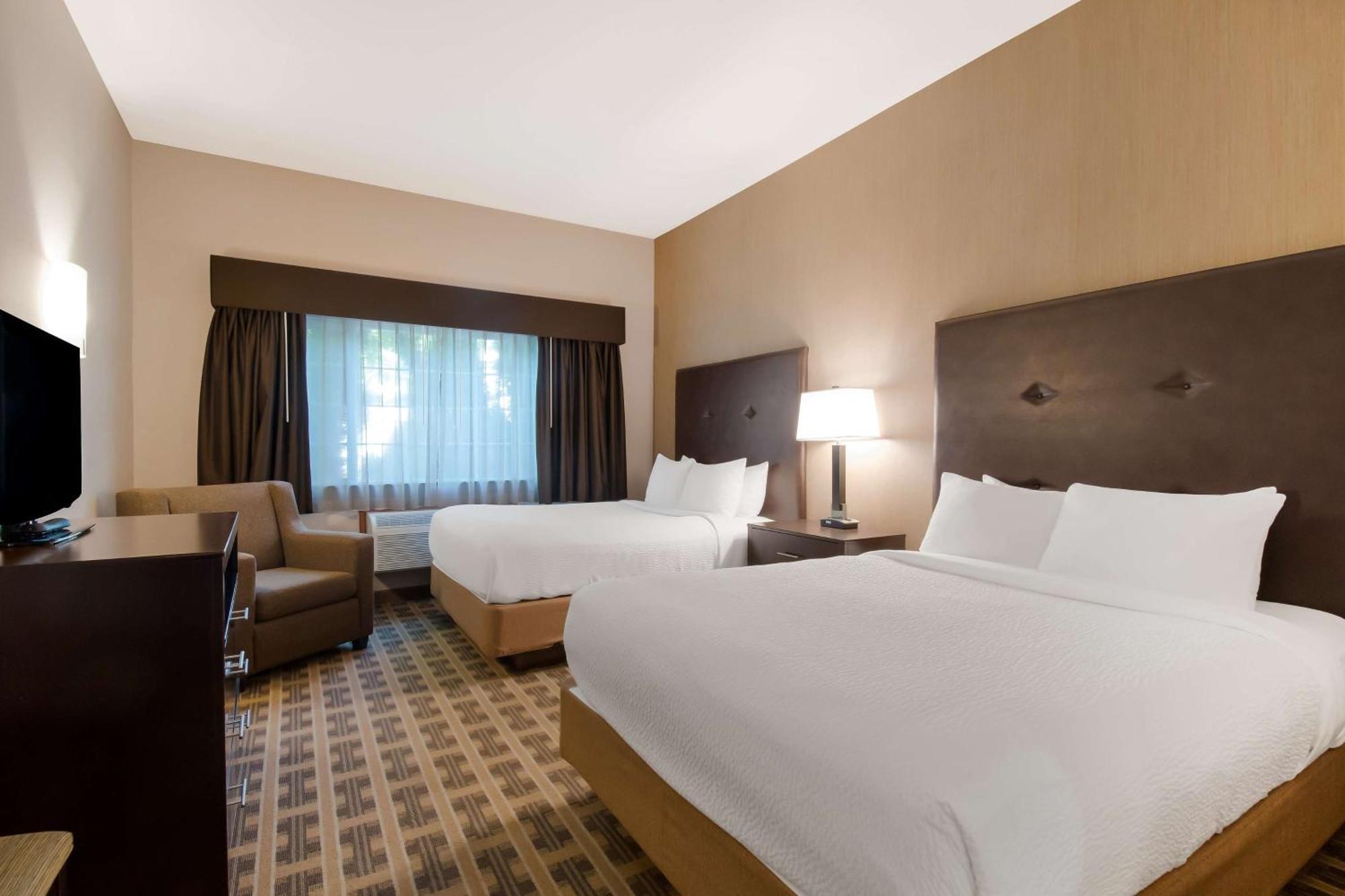 Hotel Western And 3*