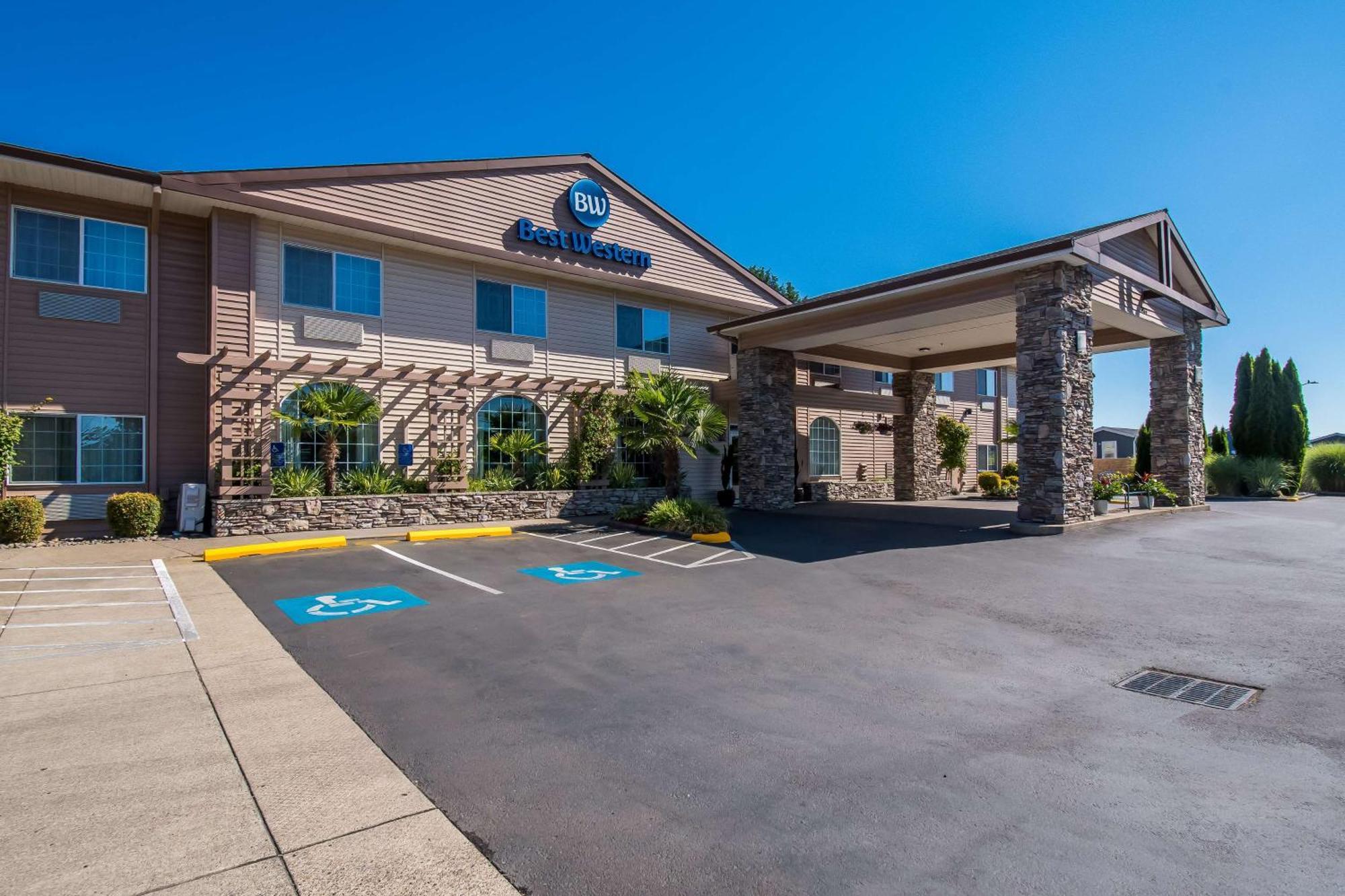 Western And 3* Forest Grove