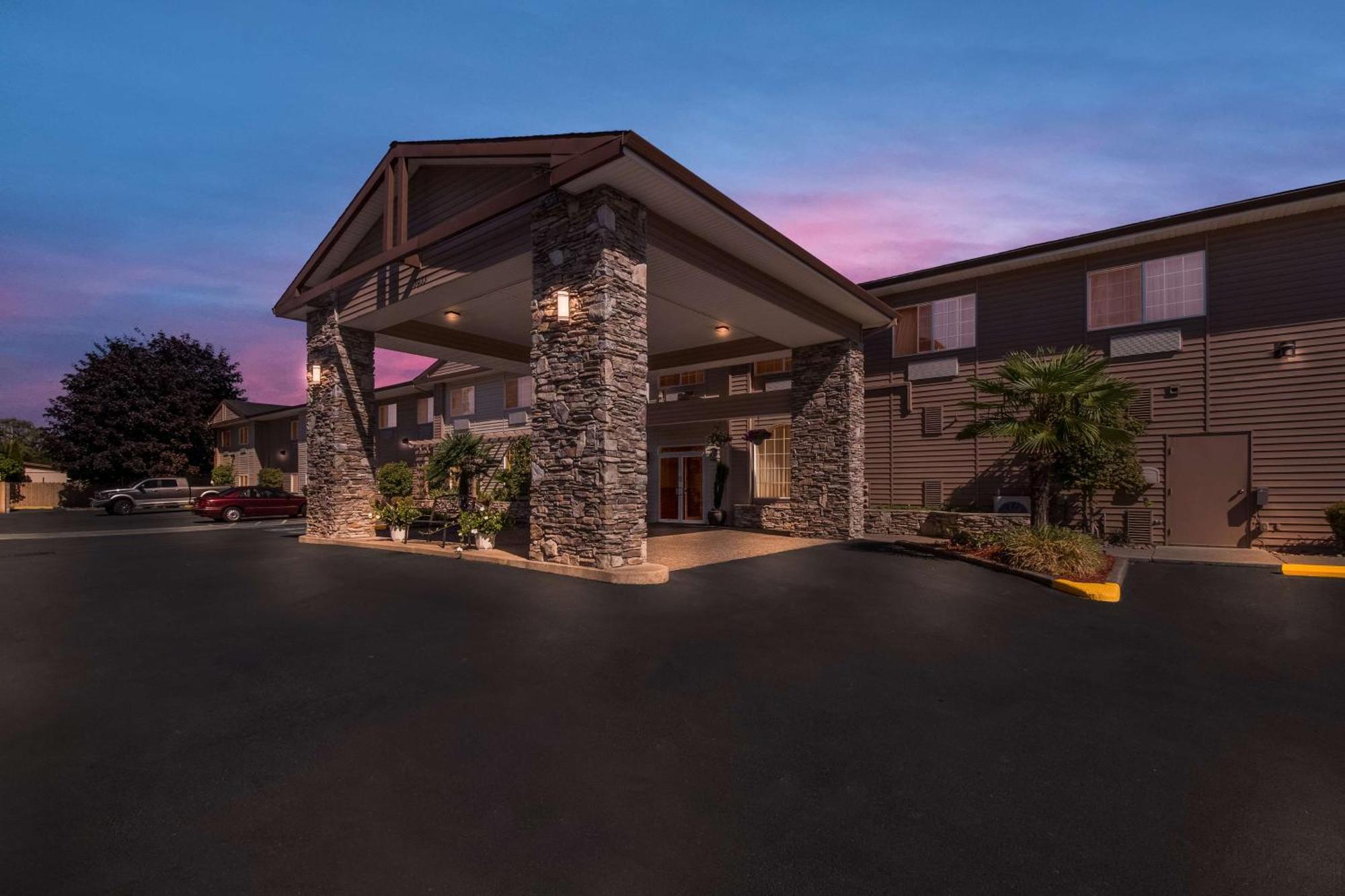Hotel Western And